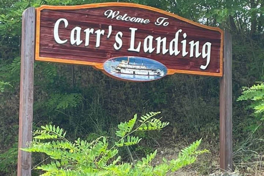 26355782_web1_2109-09-WIN-carrs-landing-sign-CARR-SLANDING_1