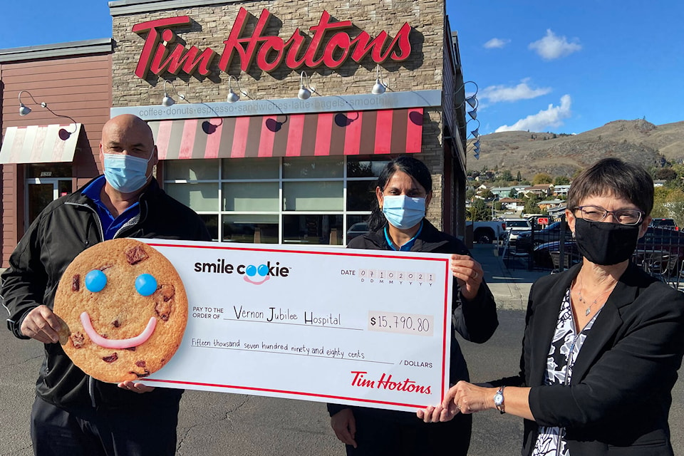 26765240_web1_211014-VMS-smilecookies-timhortons_1