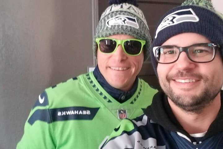 27137709_web1_copy_211111-VMS-seahawkers-keis_1