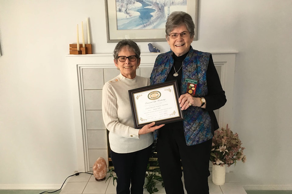 Coldstream Women’s Institute president Linda Frodsham presents Diane Toth with a 25th year membership certificate and pin. (Submitted photo)