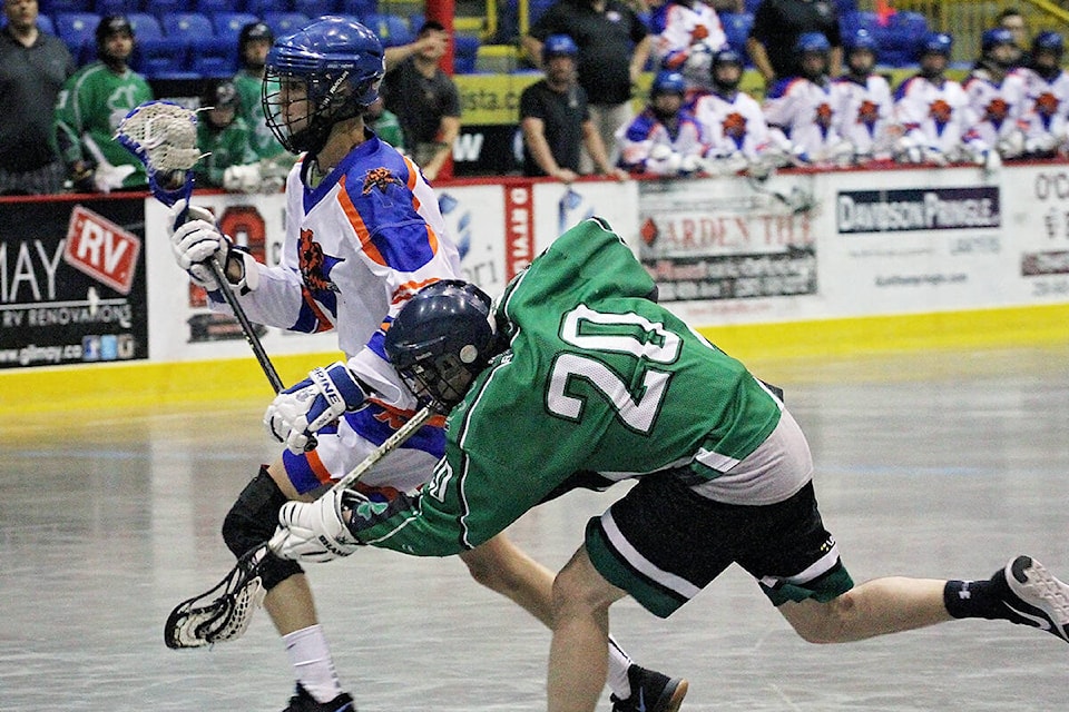 28976744_web1_180620-VMS-TigersShamrocks2web