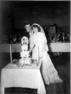 32825394_web1_230601-VMS-70th-ellinson_2