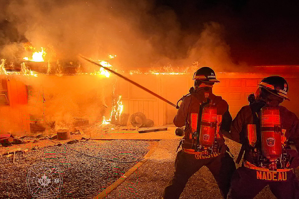 33168211_web1_230706-VMS-fireworks-fire-fire_1