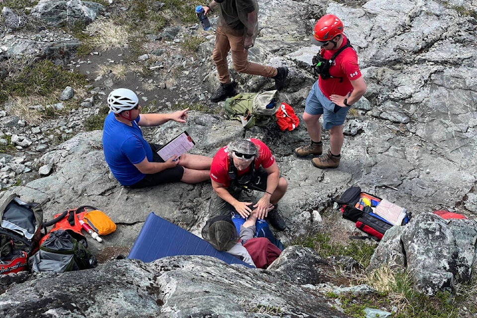 33269884_web1_230703-MRN-CF-SAR-busy-GoldenEars_2