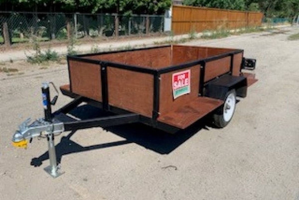 33441769_web1_230803-KCN-stolen-trailer_1