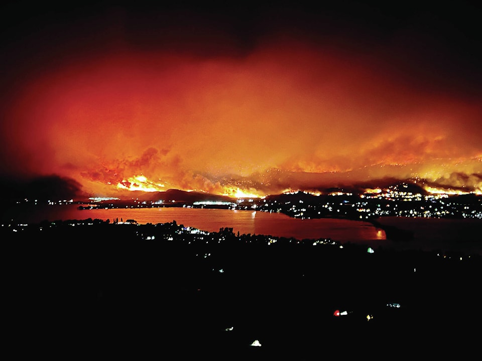 33523051_web1_230801-RDA-Canada-Wildfires_1