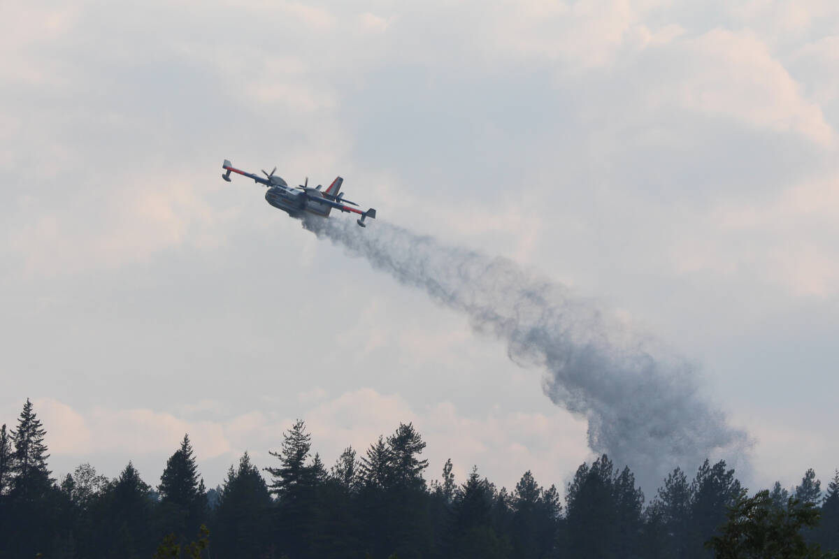 Crews responding to a wildfire just west of Castlegar, Aug. 5, 2023. Photo: Betsy Kline