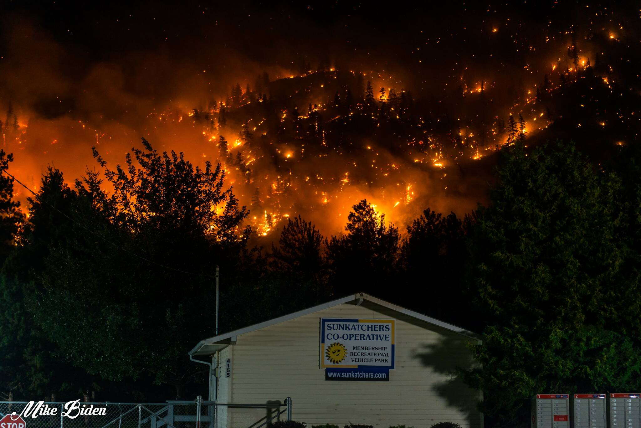 Crater Creek fire taken Aug. 18. (Mike Biden photo)