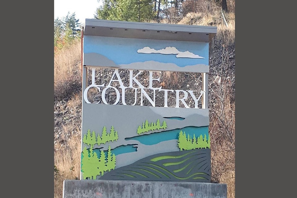 lake-country-sign