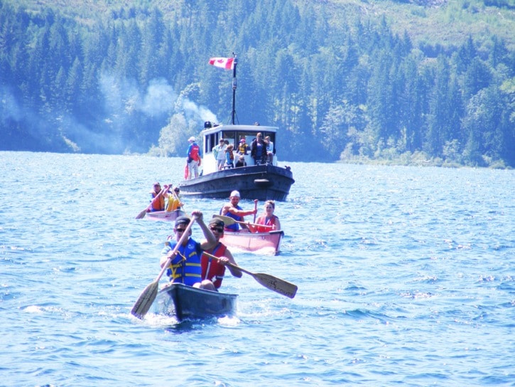 69203lakecowichanWEB-Regatta-Canoe-win-best