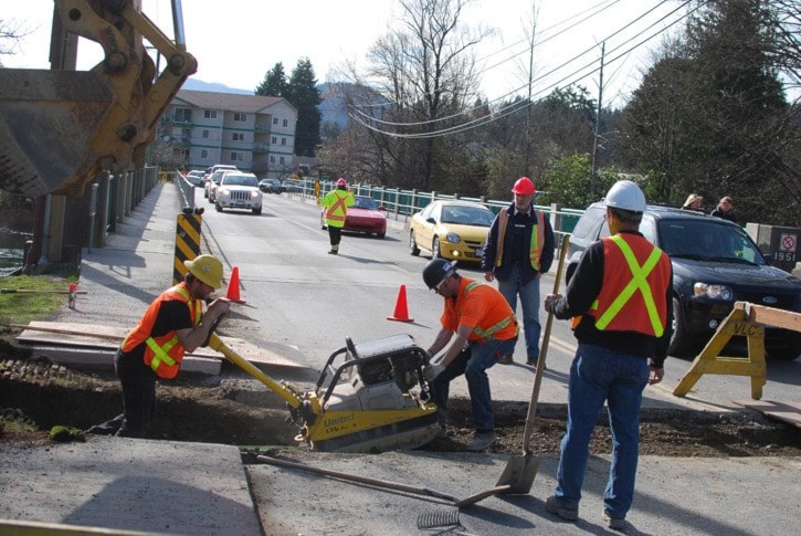 92319lakecowichanWEB-LiftStation2