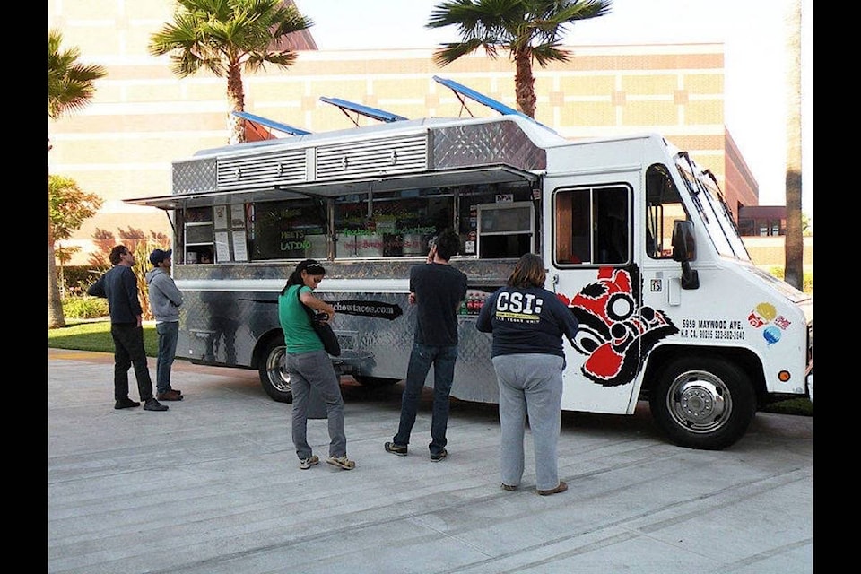 web1_170622-CCI-M-web1_800px-DonChowTacosFoodTruck