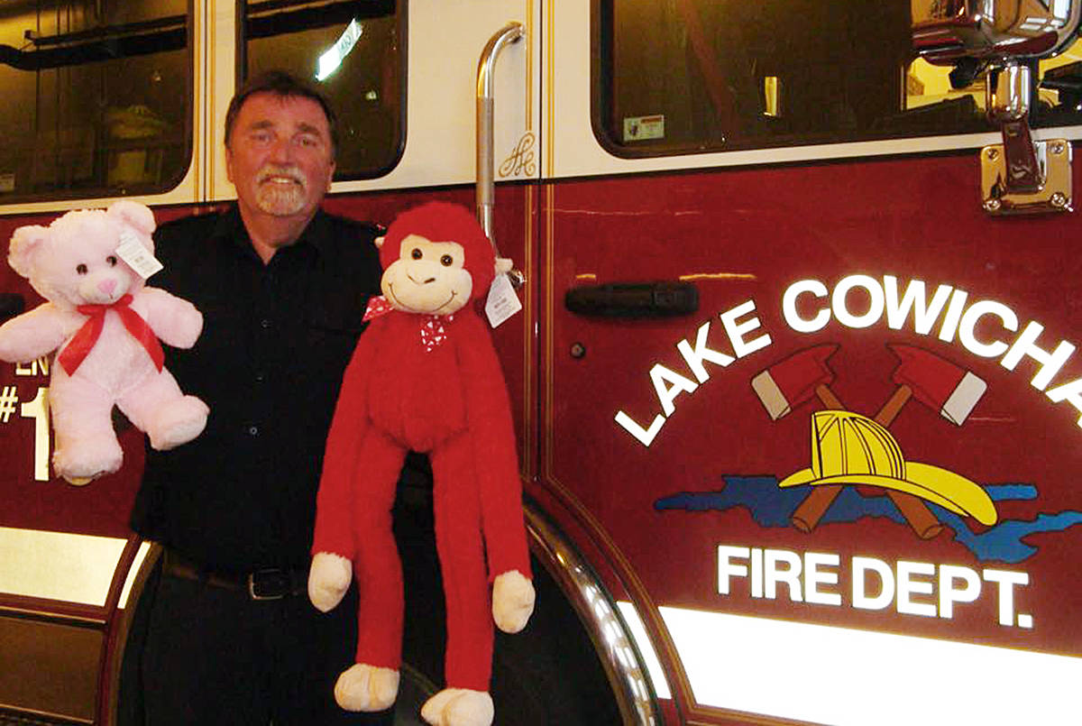 10120021_web1_stuffies-to-fire-dept