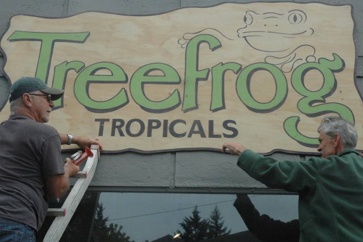 Business Notes Treefrog Tropicals opens in Duncan Lake Cowichan Gazette
