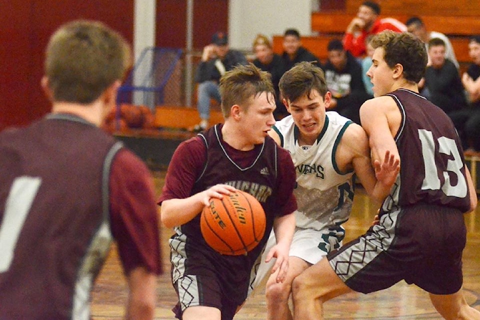 14948890_web1_181228-CCI-tbirds-bball-1_1