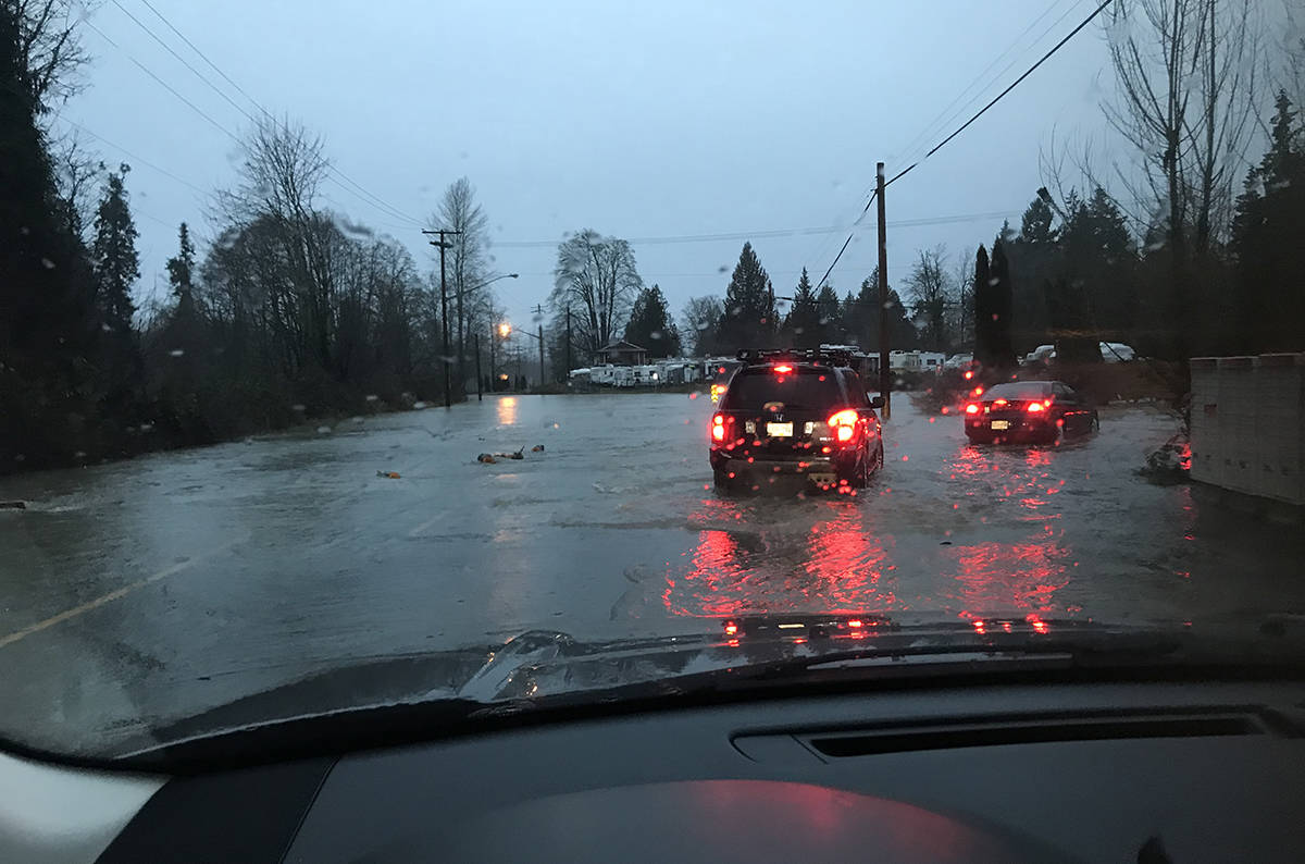 15018604_web1_Crofton-Road-flooded1