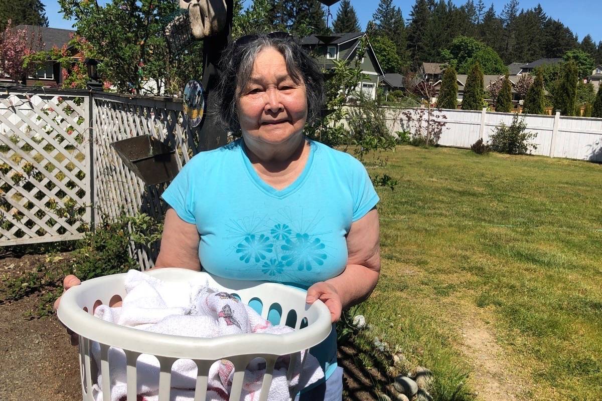 Mill Bay woman wants clotheslines allowed in her strata Lake Cowichan