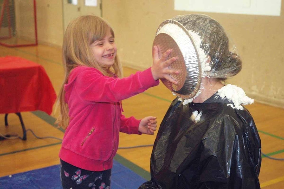 16895517_web1_190517-CCI-pie-in-the-face-girl