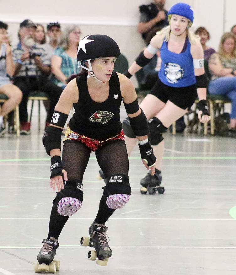 17897759_web1_190731-CCI-roller-derby_4