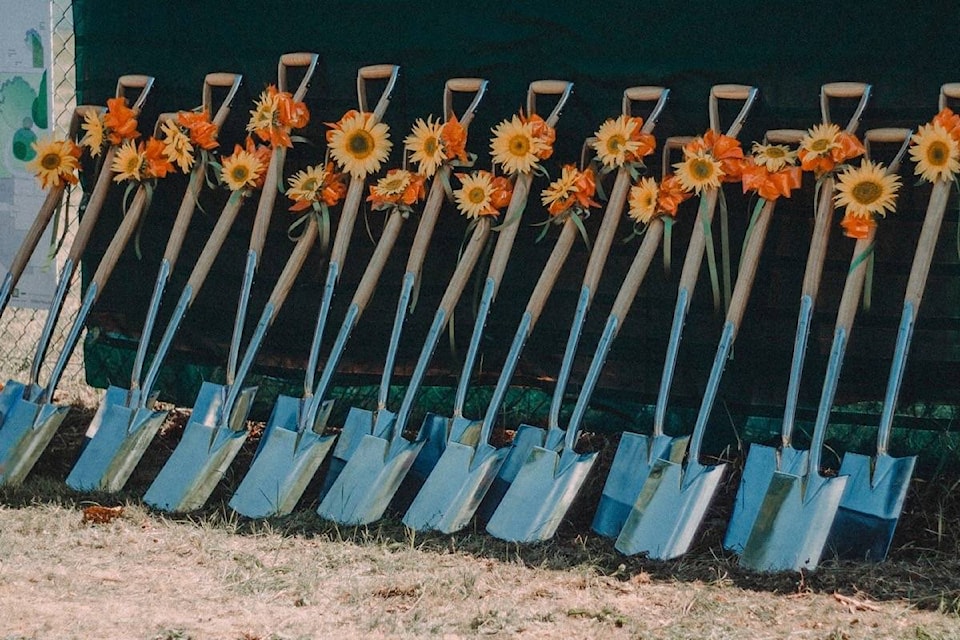 17998869_web1_190806-CCI-M-Cowichan-Hospice-House-shovels