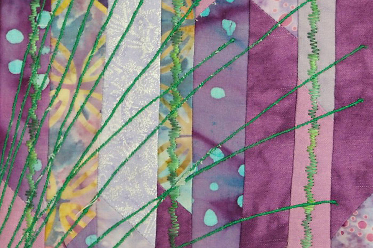 18630758_web1_lavender-on-a-sunny-day-textile-art