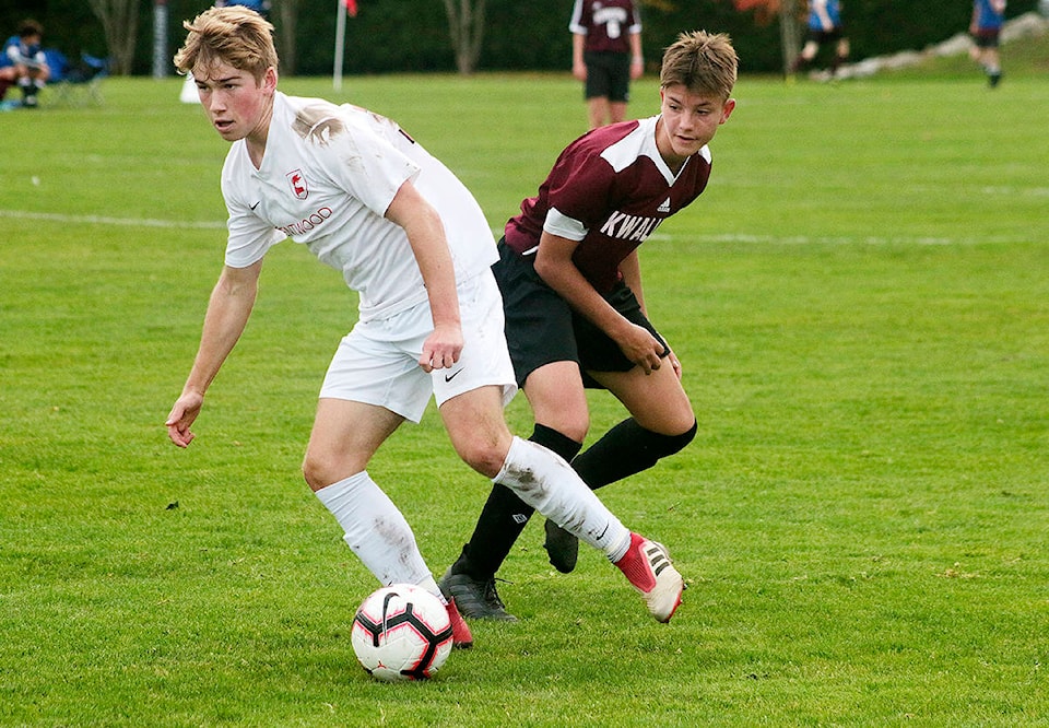 19080794_web1_191101-CCI-brentwood-soccer_1