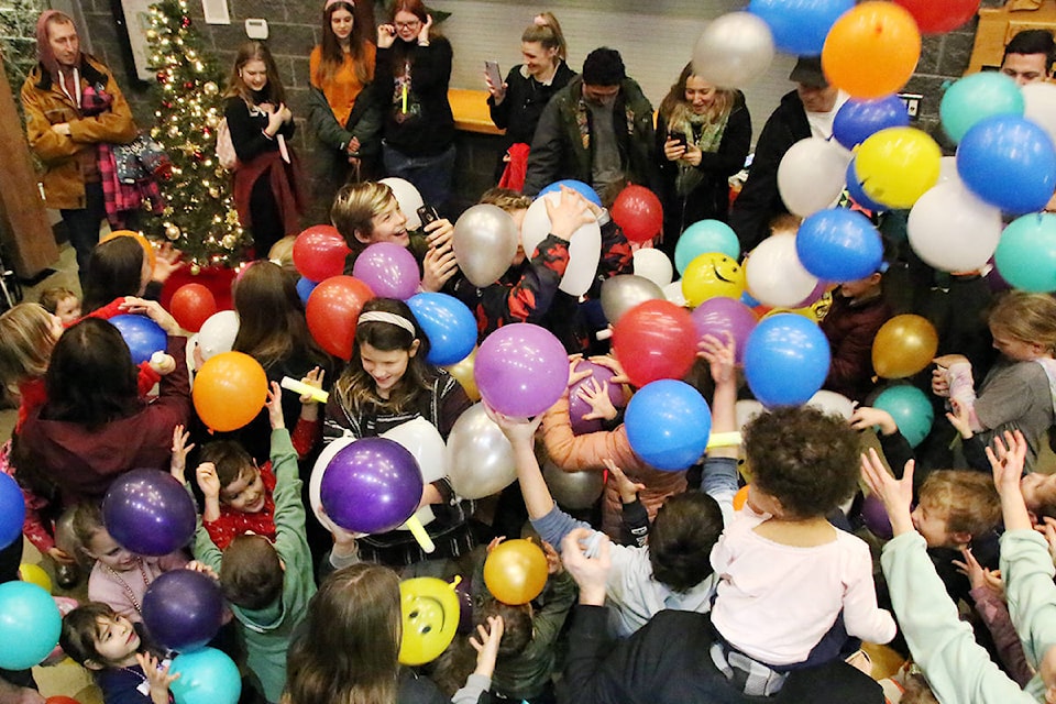 New Year’s Eve Balloon Drop is a great favourite with Cowichan Lake families as it winds up the annual Family New Year celebration at Cowichan Lake Sports Arena on Dec. 31. (Lexi Bainas/Gazette)