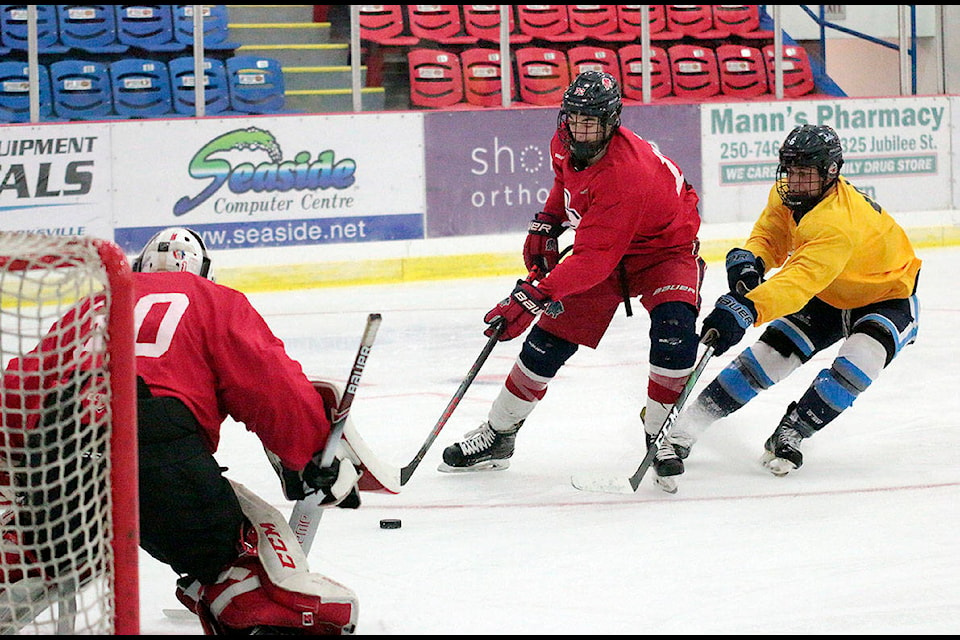 Jackseen Hungle attacks the net during a 3-on-3 scrimmage at the Cowichan Valley Capitals rookie ID camp on Sunday. (Kevin Rothbauer/Citizen)
