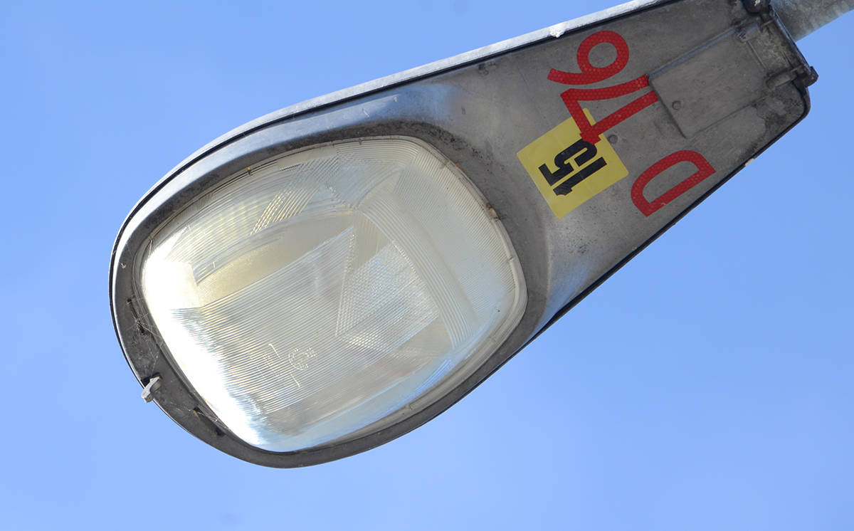 22949642_web1_copy_201014-CVR-Streetlights1