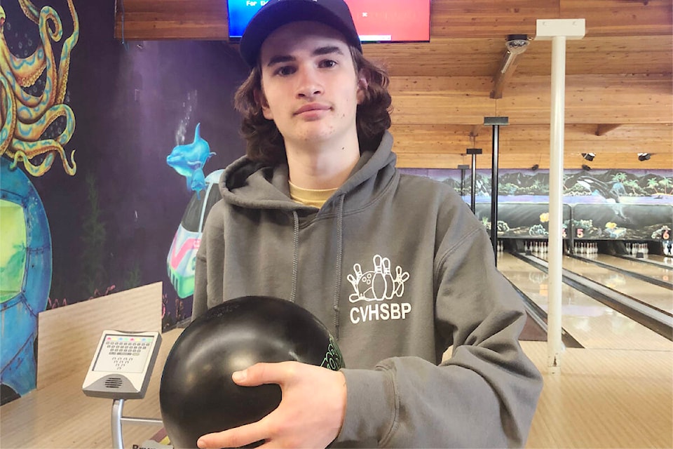 Ethan Frehlick won the provincial junior boys tenpin championship last month and will travel to Thunder Bay, Ont. for nationals in August. (Kevin Rothbauer/Citizen)