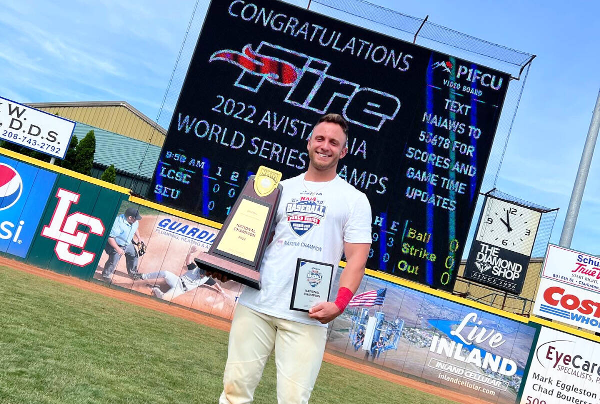 29358873_web1_220609-CHC-Chemainus-player-World-Series-baseball_3