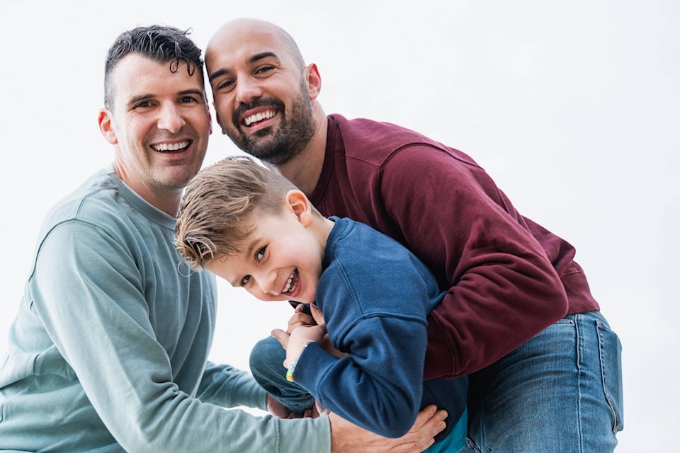 32359357_web1_230406-BPD-UBC-gay-dads-image_1