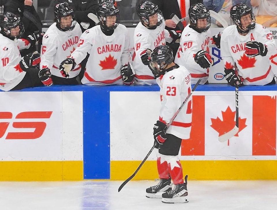 schmidt-canada-celebrates-aug-6-hlinka-gretzky