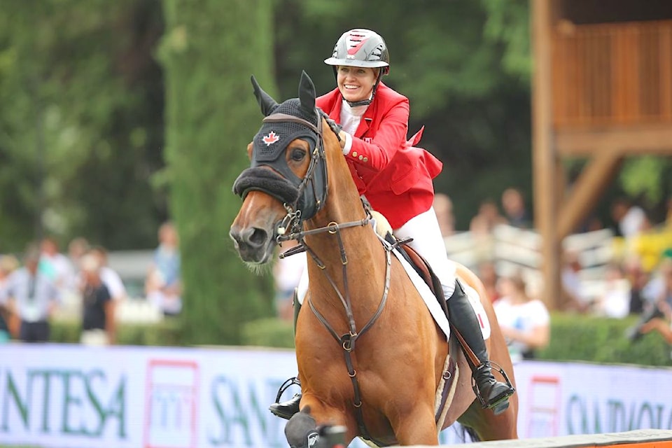 tiffany_foster_and_figor_by_stefano_secchi_imagess__csioroma2022_ss3_1653