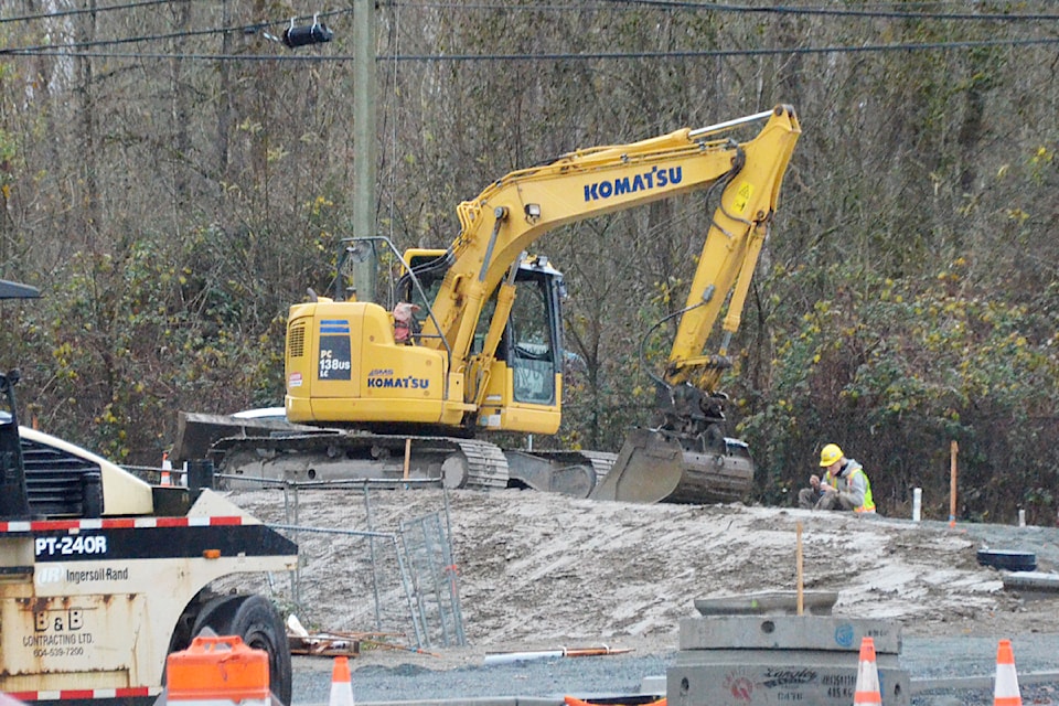 241213-lat-mc-208widening3