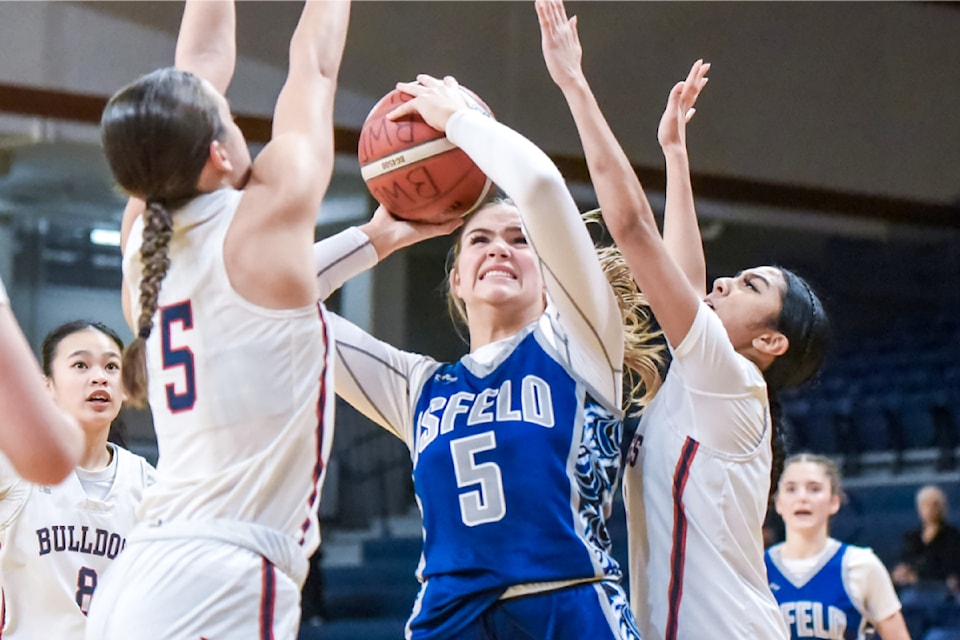 Quarter-final action wrapped up on Thursday, on Day 2 of the 2024 Tsumura Basketball Invitational girls tournament at 91ԭ Events Centre. The Select 16 semifinals Friday have Vernon against Duchess Park, and Notre Dame against Mark R. Isfeld. Meanwhile in the Super 16 bracket, Riverside plays Seaquam, and Brookswood takes on Argyle.
 