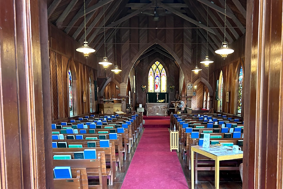 Wout Brouwer was among those who attended the open house at St. George's historic Anglican church in Fort 91ԭ on July 1.