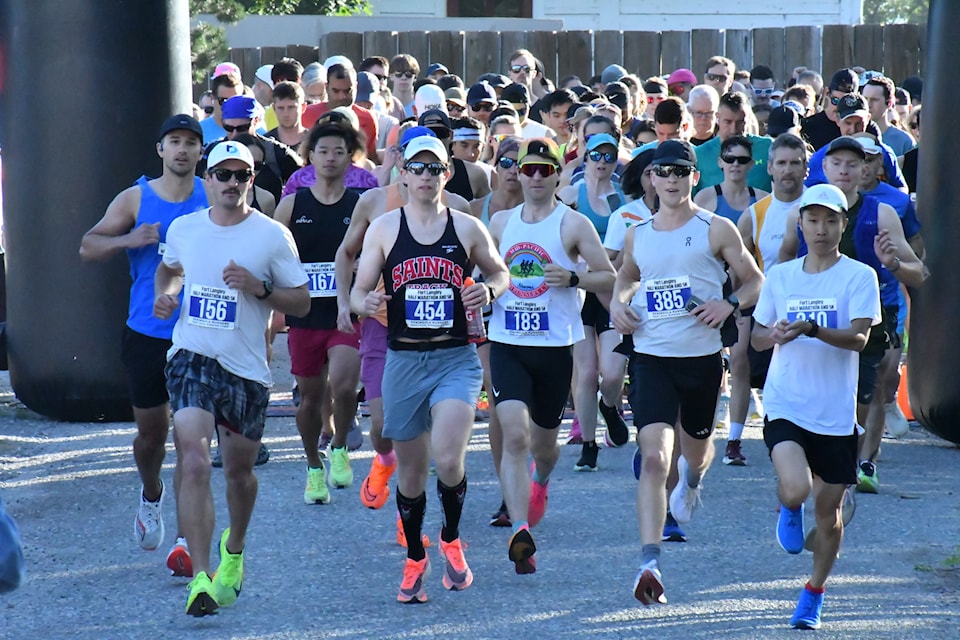 A record turnout Sunday with more than 600 runners in the 21st annual Fort 91ԭ Half Marathon and 5K presented by Peninsula Runners and Brooks Running Co. 