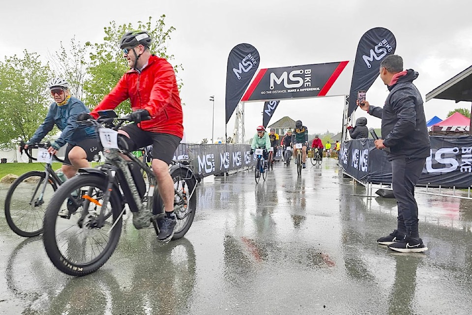 105 riders braved a heavy downpour in 91ԭ on Saturday, June 15, to raise more than $100,000 to fight MS.