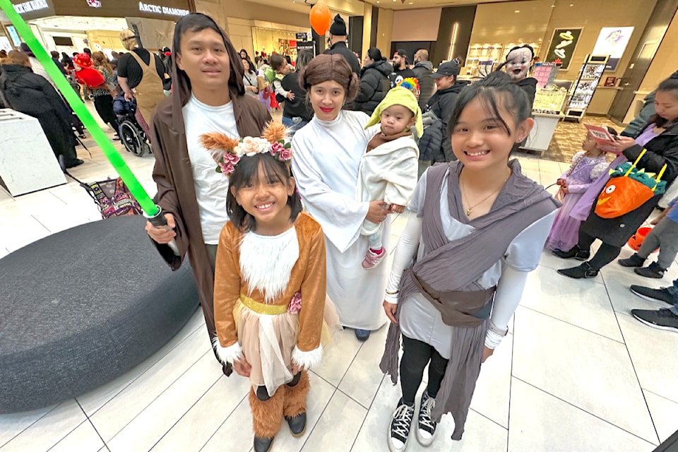 This crew stopped by earth to trick or treat at Willowbrook Shopping Centre. Jedd and Dominique Angeles brought Athena, Aurora, and Victoria (Baby Yoda). 