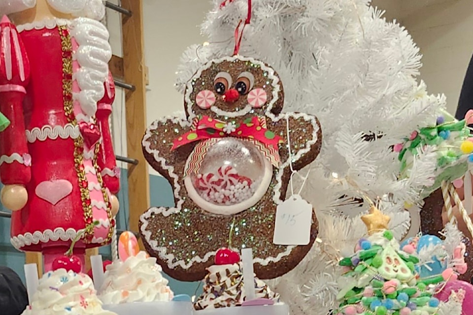 A holiday market was held at Coghlan Fundamental School in early November 2024.