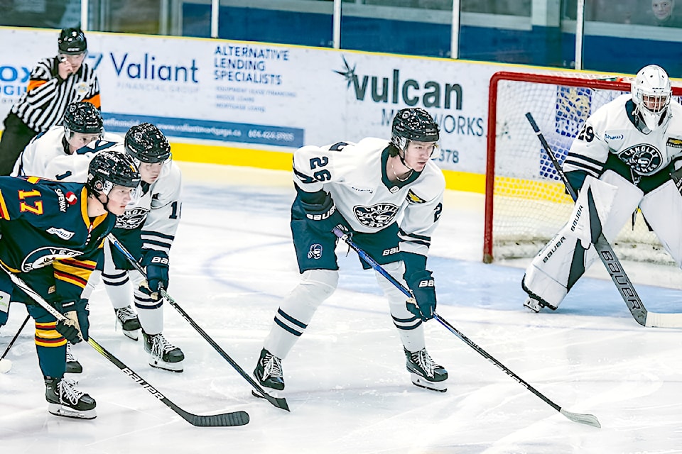 web1_231011-lat-df-dunphy-to-uconn-rivermen_1_enhanced