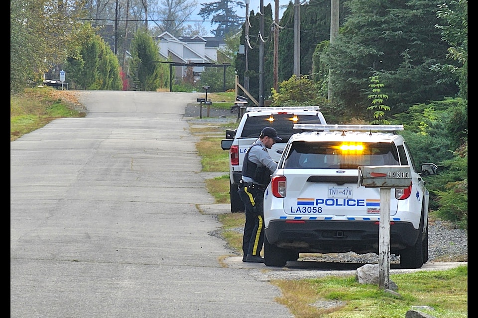 Police remained at the scene of a gang related fatal shooting in 91ԭ Sunday.