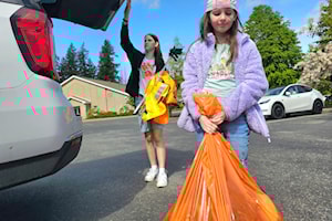VIDEO: Trash hunters take to Langley streets