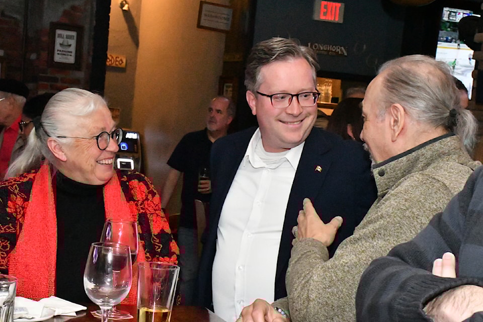 Cloverdale-91ԭ City Liberal candidate Kyle Latchford (middle) with supporters Councillor Kim Richter (left) and Bob Richter.