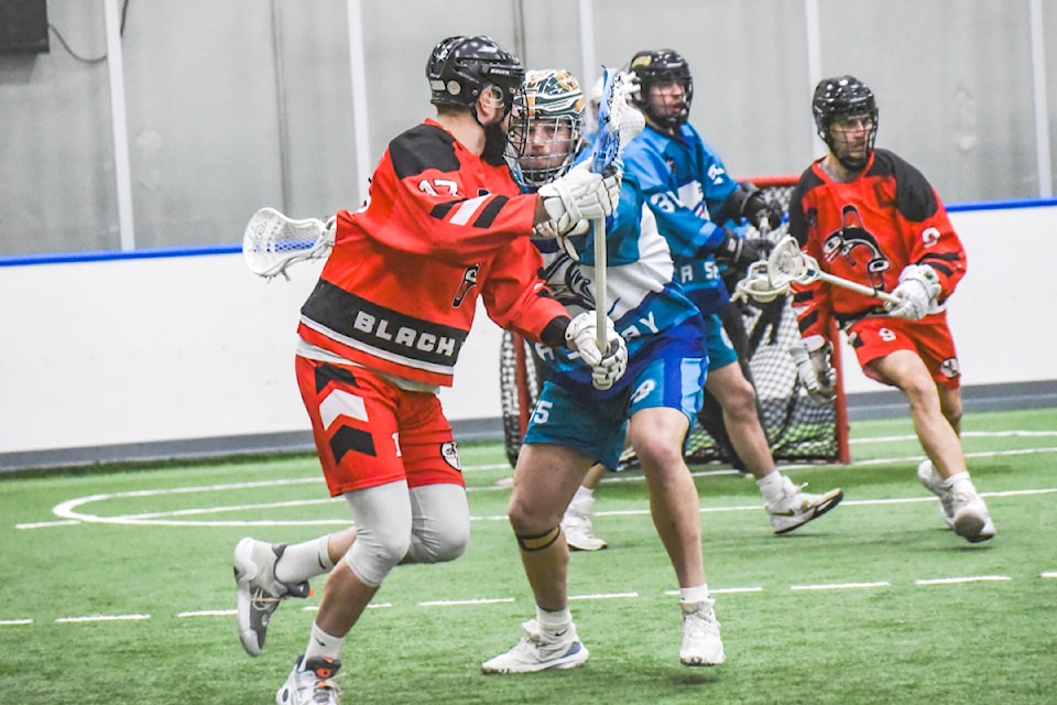 The Grizzlies won a third straight game after defeating the first-place Shooting Eagles, 17-10, while the Black Fish now sit in second spot following a 16-11 victory over the Sea Spray (above).