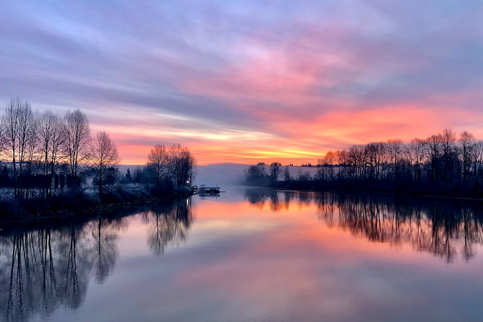250123-lat-rh-lensbabersunset1