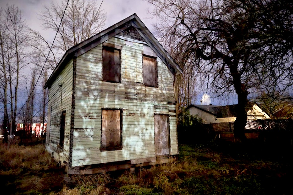 250123-lat-rh-lensthomsonhomestead1