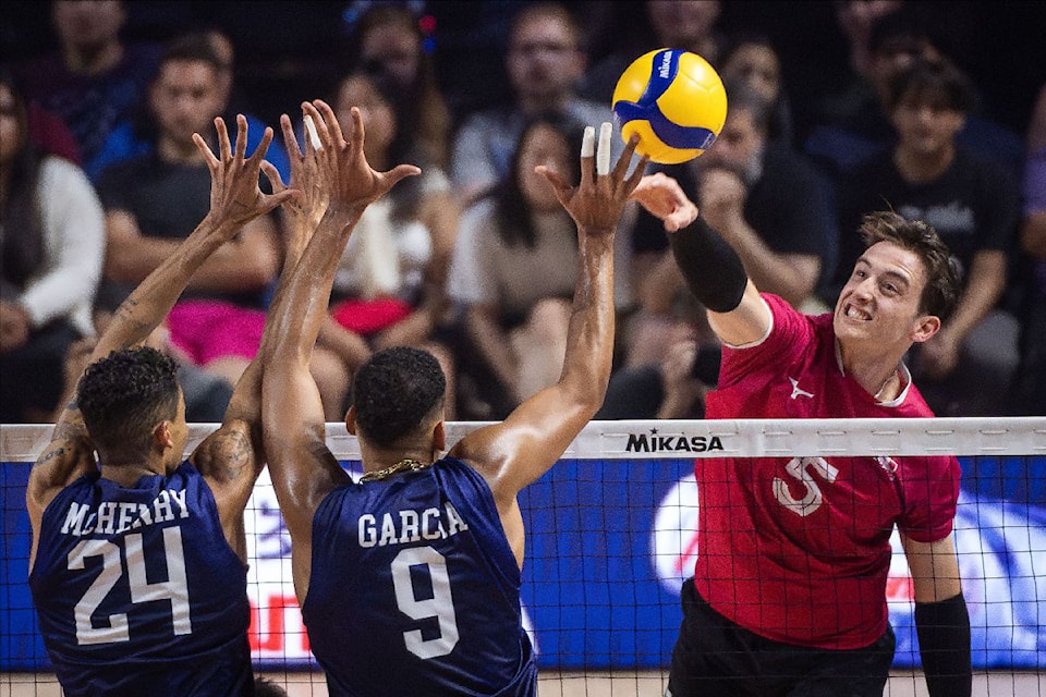 's own Brodie Hofer (#5) is helping put points on the board for Team Canada in Volleyball Nations League play this season.