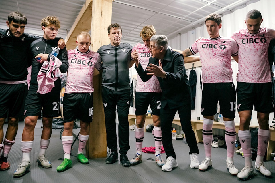 Head coach Afshin Ghotbi gave the team a pep talk in the locker room during one of the games in 2024. 